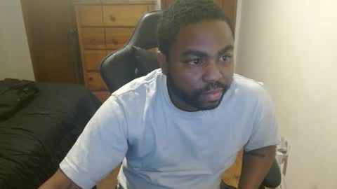 Breadw1nnah online show from October 15, 7:08 am