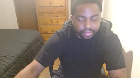 Breadw1nnah online show from October 28, 7:12 am