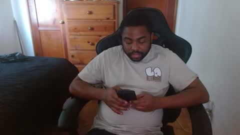 Breadw1nnah online show from November 1, 11:18 pm