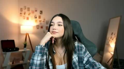 Rachel online show from March 15, 7:42 pm