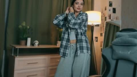 Rachel online show from April 24, 7:38 pm