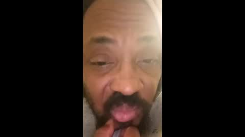 breakingfree44 online show from February 23, 9:39 am