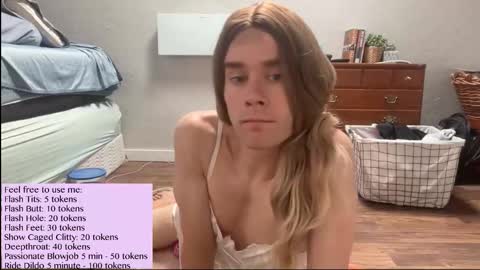 Snapshot of breakingkatie chatting on November 7, 4:18 pm BreakingKatie online show from November 7, 4:18 pm