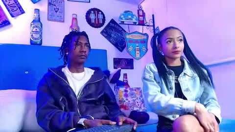 Snapshot of breazer__ chatting on October 24, 1:35 am breazer__ online show from October 24, 1:35 am