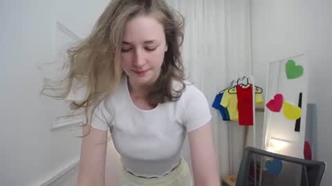 Snapshot of bree_sky chatting on June 26, 11:14 am Bree online show from June 26, 11:14 am