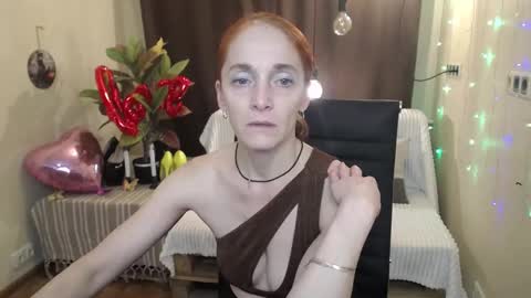 breeterner online show from February 15, 1:21 am
