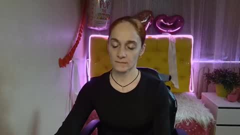 breeterner online show from February 27, 5:13 am