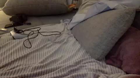 breezydicks online show from October 31, 6:09 pm