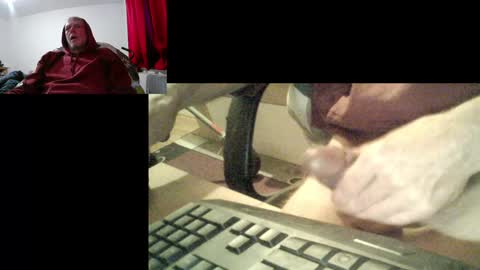 bremer64 online show from January 12, 11:07 am