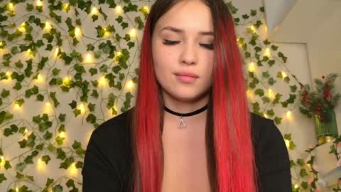 Snapshot of brenda_m00n chatting on January 3, 9:15 pm Brenda online show from January 3, 9:15 pm