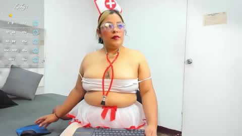 Brenda  online show from November 22, 11:42 am