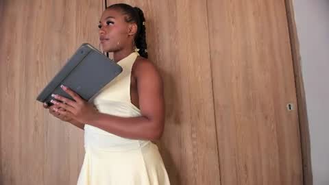 Snapshot of brenda_nova18 chatting on July 24, 9:24 pm Brenda online show from July 24, 9:24 pm