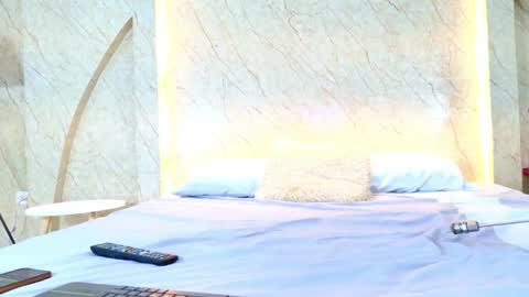 Brenda online show from March 27, 5:24 am