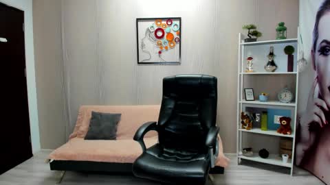 Brenda Skye online show from February 12, 10:46 am