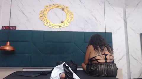 BRENDA VELASQUEZ online show from December 4, 8:28 pm