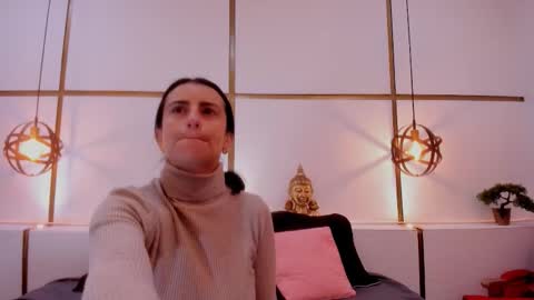 MeganBeaked online show from September 9, 12:05 pm