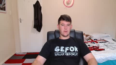 ask me lol online show from February 27, 4:12 am