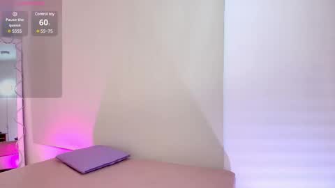 BRENDDA  online show from February 13, 6:52 am