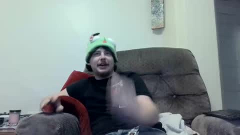 Snapshot of brenin11 chatting on February 23, 3:45 am Brenin Bralbe online show from February 23, 3:45 am