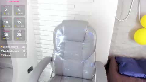Snapshot of brennda_rios chatting on June 22, 3:25 am brennda_rios online show from June 22, 3:25 am