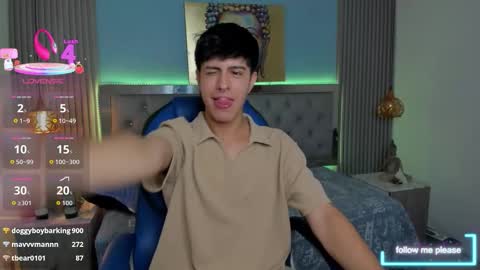 Snapshot of brent18_ chatting on November 23, 12:49 pm Esteban online show from November 23, 12:49 pm