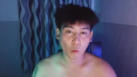 Snapshot of brentoyken chatting on June 8, 6:47 am kerv online show from June 8, 6:47 am
