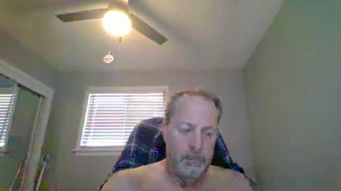 hey online show from June 3, 7:41 pm