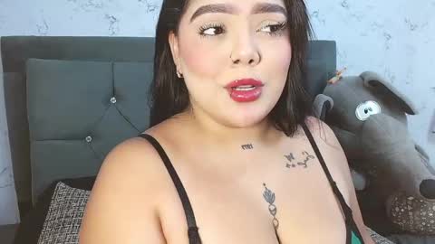 Snapshot of brhiana chatting on April 17, 8:23 pm Brhiana online show from April 17, 8:23 pm