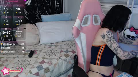 Snapshot of briabannana chatting on December 26, 5:26 am Brianna online show from December 26, 5:26 am