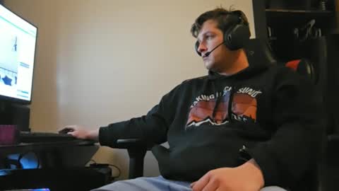 brian7891012 online show from January 18, 7:06 pm