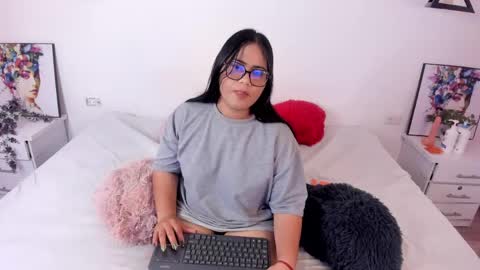 Brianna online show from April 22, 3:20 am