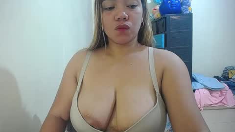 Snapshot of briana_lovexx chatting on July 23, 1:41 am Briana online show from July 23, 1:41 am