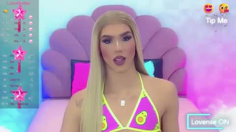 Snapshot of briana_sex32 chatting on December 21, 4:09 am BRIANA online show from December 21, 4:09 am