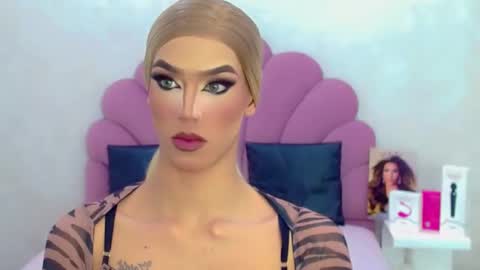 BRIANA online show from March 21, 5:34 am