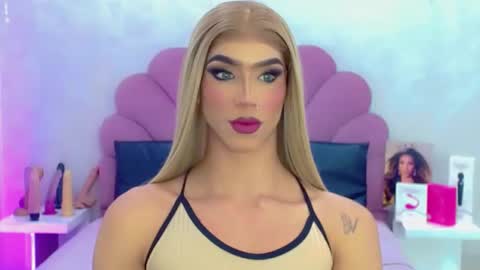 BRIANA online show from April 5, 8:44 am