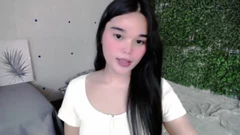 Snapshot of briana_sinclaire chatting on July 21, 1:35 pm Claire online show from July 21, 1:35 pm