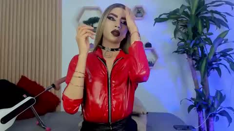 Snapshot of briana_white chatting on September 23, 5:16 pm briana_white online show from September 23, 5:16 pm