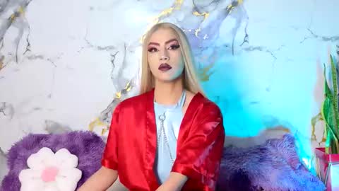 briana_white online show from March 18, 2:04 am