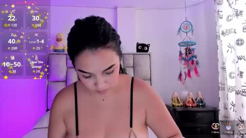     online show from November 25, 6:08 pm