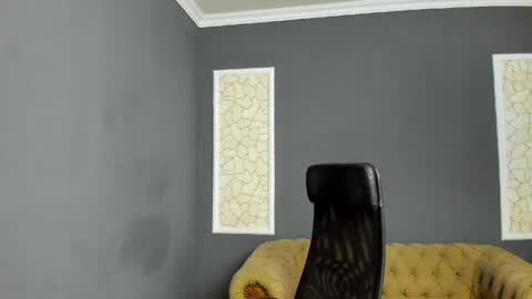 Brian online show from April 18, 4:27 am