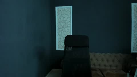 Brian online show from April 19, 4:12 am