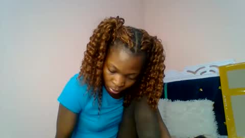 Snapshot of briannah_willie chatting on May 23, 1:04 pm briannah_willie online show from May 23, 1:04 pm