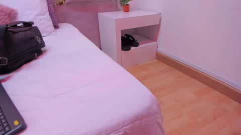 Brianna  online show from November 9, 12:14 pm