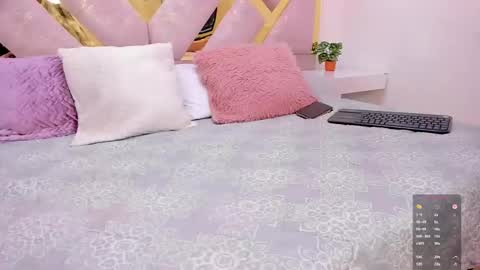 Brianna  online show from November 10, 1:54 pm