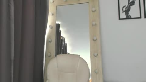 briannawhite10 online show from December 17, 6:36 pm