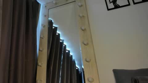 briannawhite10 online show from February 25, 5:33 pm