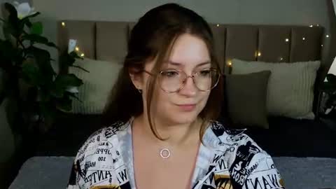 Snapshot of briarwynn chatting on July 18, 6:12 pm briarwynn online show from July 18, 6:12 pm