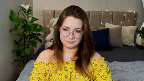 Snapshot of briarwynn chatting on August 2, 6:17 pm briarwynn online show from August 2, 6:17 pm