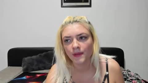 BriaShine online show from November 21, 2:27 pm