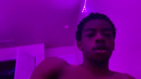 brick280446 online show from May 7, 8:47 pm